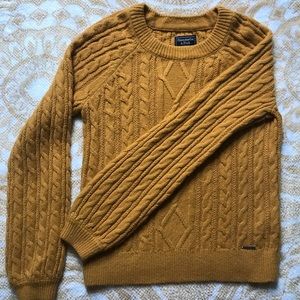 Abercrombie & Fitch Sweater